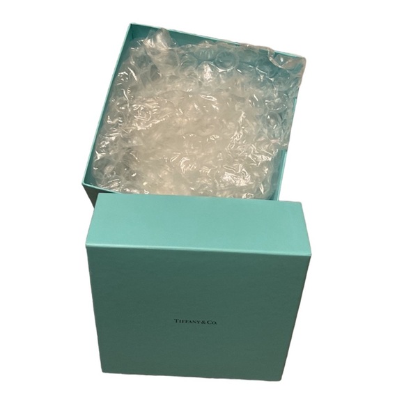TIFFANY & Co. Box - No content - Box only - Picture 8 of 9